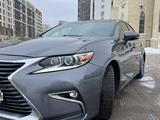 Lexus ES 300h 2015 годаfor14 000 000 тг. в Астана – фото 5