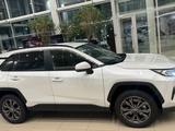Toyota RAV4 Prestige+ 2025 года за 20 300 000 тг. в Астана – фото 4
