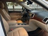 Jeep Grand Cherokee 2012 годаүшін9 876 543 тг. в Шымкент – фото 4