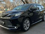 Toyota Sienna 2021 года за 22 200 000 тг. в Алматы