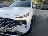 Hyundai Santa Fe 2023 года за 18 000 000 тг. в Алматы – фото 2