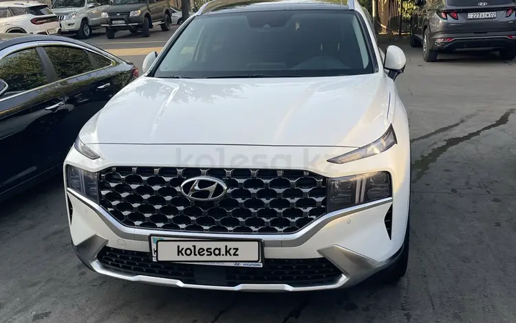 Hyundai Santa Fe 2023 годаүшін18 000 000 тг. в Алматы