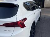 Hyundai Santa Fe 2023 года за 18 000 000 тг. в Алматы – фото 5