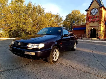 Volkswagen Passat 1993 года за 1 200 000 тг. в Тобыл – фото 11