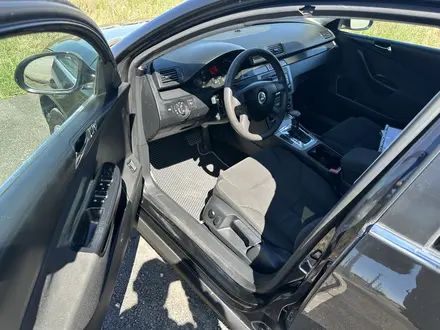 Volkswagen Passat 2006 года за 3 200 000 тг. в Астана – фото 11