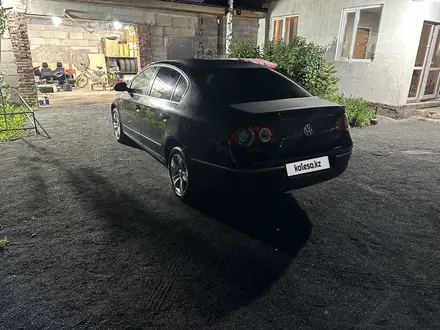 Volkswagen Passat 2006 года за 3 200 000 тг. в Астана – фото 2