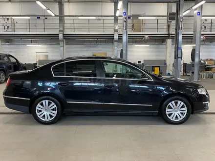 Volkswagen Passat 2010 года за 2 950 000 тг. в Астана – фото 7