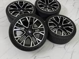 Комплект оригинальных колес стиль 809 M R21 R22 Michelin 25 г BMW X5 X6 за 2 000 000 тг. в Алматы – фото 4