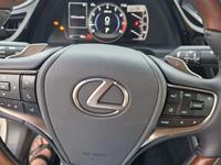 Lexus ES 250 2022 года за 24 500 000 тг. в Шымкент