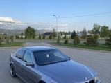 BMW 528 1995 года за 2 900 000 тг. в Тараз – фото 2
