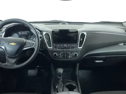 Chevrolet Malibu 2021 года за 5 940 000 тг. в Караганда – фото 14