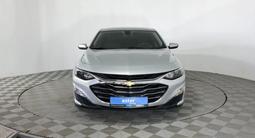 Chevrolet Malibu 2021 года за 5 940 000 тг. в Караганда – фото 2
