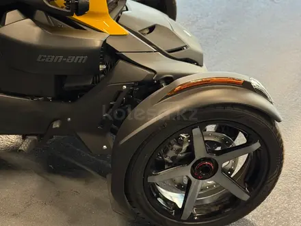 BRP  Can-Am Ryker Sport 900 ACE Черный 2024 2024 года за 10 422 000 тг. в Алматы – фото 4