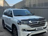 Toyota Land Cruiser 2018 года за 33 500 000 тг. в Алматы