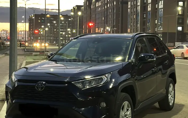 Toyota RAV4 2020 года за 14 500 000 тг. в Кокшетау