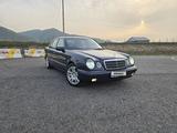 Mercedes-Benz E 320 1998 года за 3 800 000 тг. в Алматы