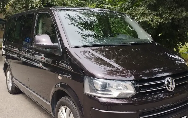 Volkswagen Multivan 2015 года за 18 000 000 тг. в Алматы