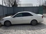 Toyota Camry 2004 года за 3 700 000 тг. в Тараз – фото 2