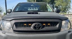 Toyota Hilux 2011 года за 11 200 000 тг. в Алматы – фото 2