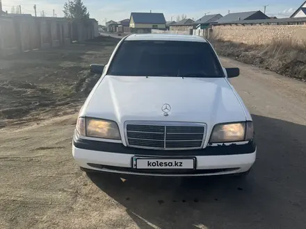 Mercedes-Benz C 200 1994 года за 1 600 000 тг. в Астана