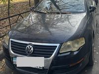 Volkswagen Passat 2006 годаүшін2 900 000 тг. в Алматы