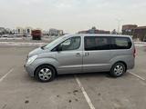 Hyundai Starex 2015 года за 10 600 000 тг. в Астана – фото 2