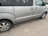 Hyundai Starex 2015 года за 11 600 000 тг. в Астана – фото 3