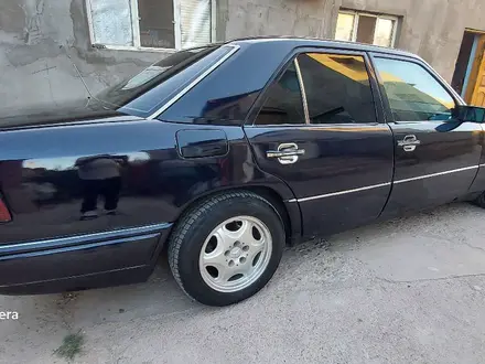 Mercedes-Benz E 280 1995 года за 1 700 000 тг. в Шымкент – фото 5