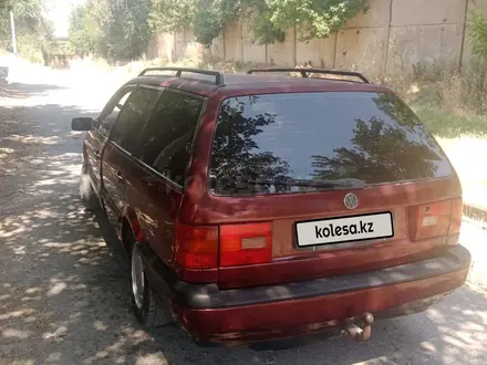 Volkswagen Passat 1995 года за 2 200 000 тг. в Шымкент – фото 2