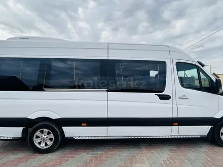 Mercedes-Benz Sprinter 2015 года за 19 000 000 тг. в Алматы – фото 4