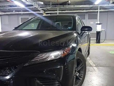 Toyota Camry 2019 года за 9 600 000 тг. в Алматы – фото 8