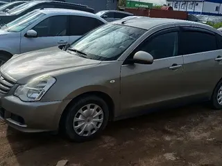 Nissan Almera