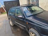 Volkswagen Golf 1994 годаfor800 000 тг. в Астана