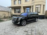 Cadillac Escalade 2018 года за 29 000 000 тг. в Шымкент – фото 5