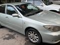 Toyota Camry 2004 годаүшін4 200 000 тг. в Алматы – фото 12