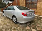 Toyota Camry 2014 годаfor9 950 000 тг. в Алматы – фото 3