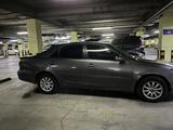 Toyota Camry 2004 годаүшін4 500 000 тг. в Астана – фото 2