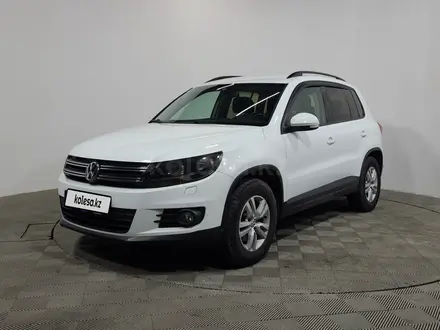 Volkswagen Tiguan 2015 года за 7 490 000 тг. в Алматы