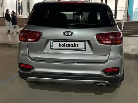 Kia Sorento 2019 года за 12 900 000 тг. в Астана – фото 3