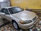 Toyota Camry 2000 годаүшін3 300 000 тг. в Жезказган