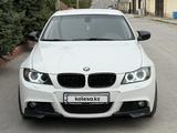 BMW 320 2010 года за 5 600 000 тг. в Шымкент