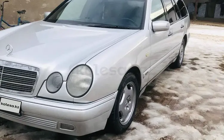 Mercedes-Benz E 230 1997 года за 3 000 000 тг. в Шымкент