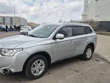 Mitsubishi Outlander, 2014