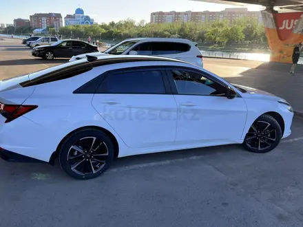 Hyundai Elantra 2021 года за 10 400 000 тг. в Астана – фото 32