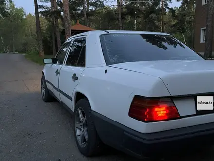 Mercedes-Benz E 260 1987 года за 700 000 тг. в Астана – фото 7