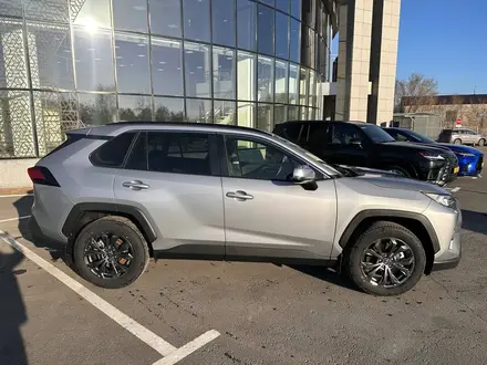 Toyota RAV4 Prestige 2023 года за 19 180 500 тг. в Павлодар – фото 17