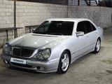 Mercedes-Benz E 320 2001 года за 5 850 000 тг. в Шымкент – фото 3