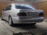 Mercedes-Benz E 320 2001 года за 5 850 000 тг. в Шымкент – фото 4