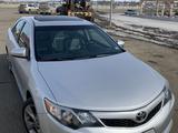 Toyota Camry 2013 года за 5 800 000 тг. в Уральск – фото 2