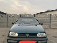 Volkswagen Golf 1994 годаүшін1 600 000 тг. в Тараз